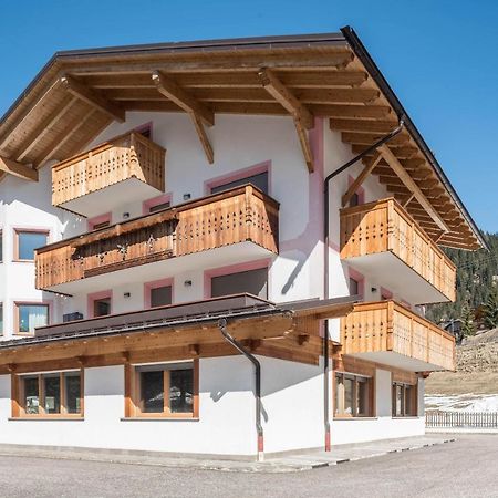 Villa Doris Canazei Bagian luar foto