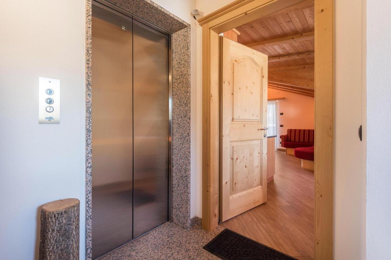 Villa Doris Canazei Bagian luar foto